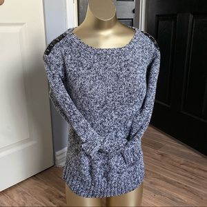 Belldini sweater pull over